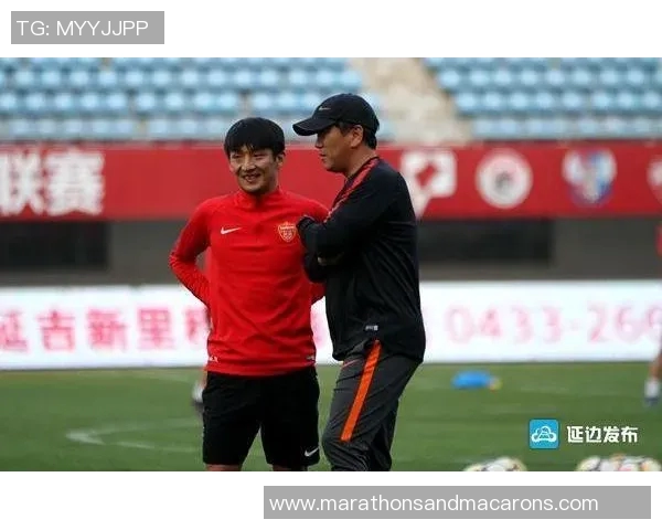 延边足球明星崔仁的成长历程与对中国足球的影响分析