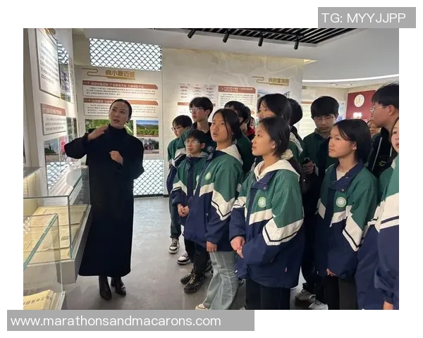 杨芳的网球人生深度对话探索她的奋斗与成就之路