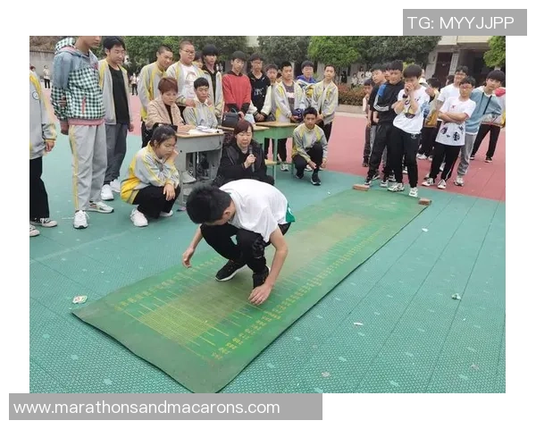 脚长如翼的足球巨星如何在绿茵场上舞动人生