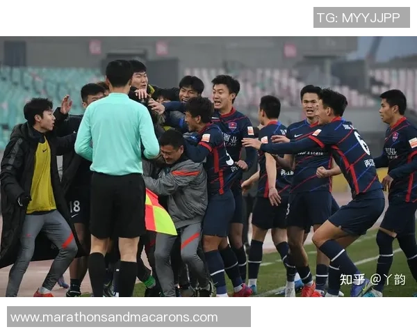 重庆乒乓球队在城市联赛中以82分稳居榜首展现强大实力 重庆乒乓球队在城市联赛中以82分稳居榜首展现强大实力