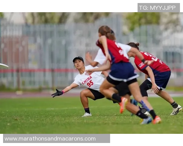 马拉松大满贯特别报道：成都飞盘队的逆袭之旅
